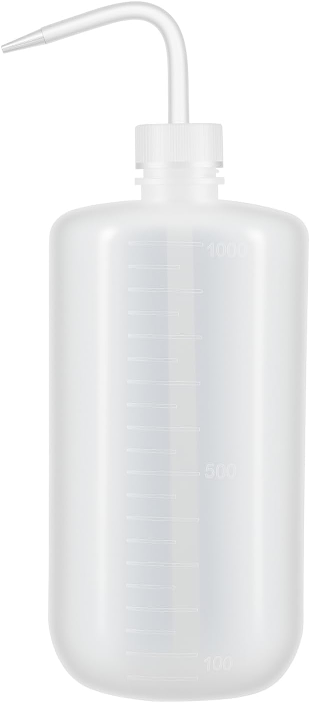 Wash Bottles 250ml/500ml/1000ml Plastic Squeeze Bottle with Scale Labels Watering Tools for Indoor Plants Cleaning Washing, White, Polyethylene Material (1000ml)