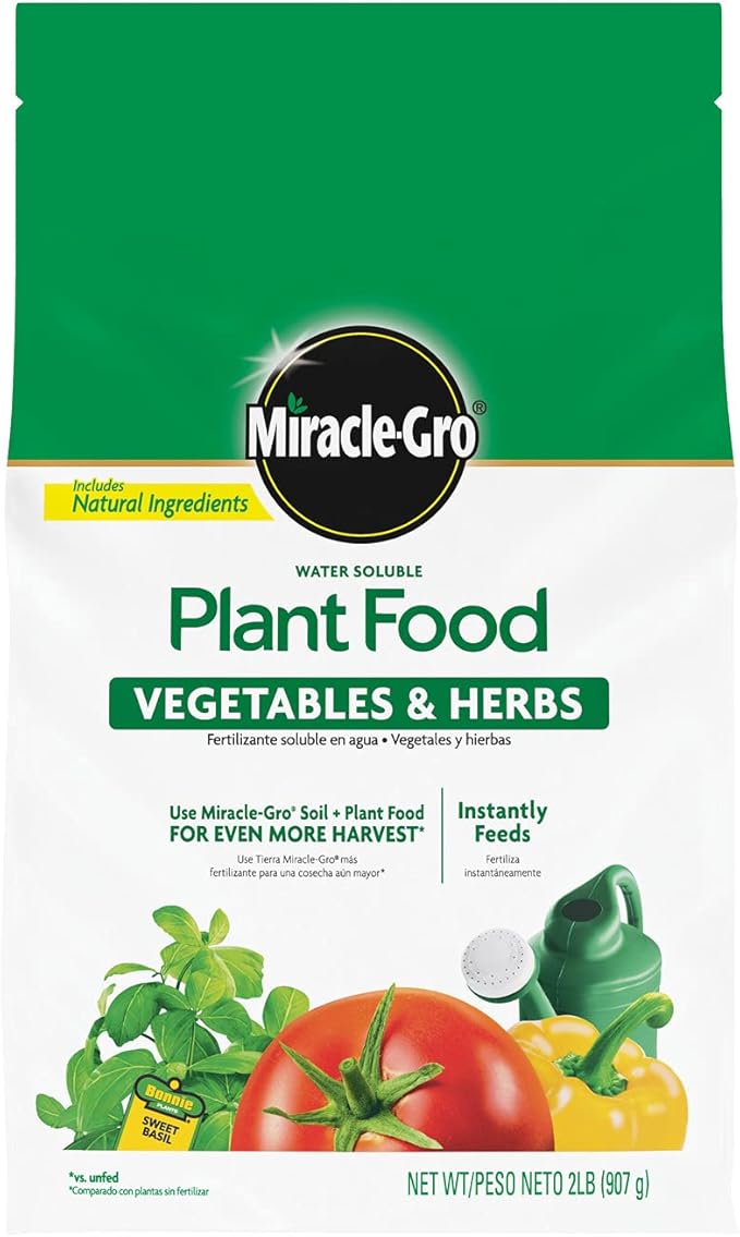 Miracle-Gro Water-Soluble Plant Food for Vegetables & Herbs - Garden Fertilizer for Tomatoes Squash Peppers Cucumbers - Boosts Yield - Abundant Harvest, 2 lbs.