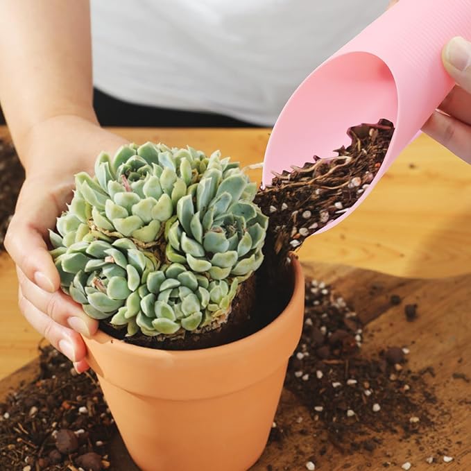 3 Pcs Bonsai Soil Scoops Plastic Garden Shovels Garden Tool, Colorful Mini Potting Scoops for Plant Succulent, Lightweight and Durable Design for Easy Gardening and Transplanting Tasks