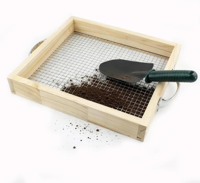 Soil Sifter for Gardening Dirt Sifter with 0.31 inch Metal Wire Mesh Sifting Screen Wood Rocks Sifter with Handle Screen Compost Sifter Garden Essentials（12.5x11.4 in）