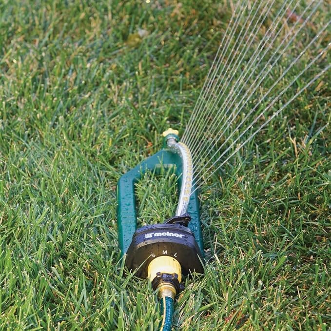 Melnor 20261 Oscillating Sprinkler, Waters up to 3.000 sq. ft.