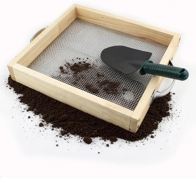 Soil Sifter for Gardening Dirt Sifter with 0.12 inch Metal Wire Mesh Sifting Screen Wood Rocks Sifter with Handle Screen Compost Sifter Garden Essentials（12.5x11.4 in）