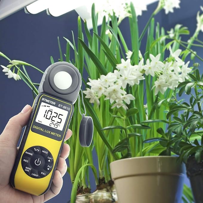 BTMETER BT-881E Digital Illuminance/Light Meter, Measure Lights 0.01~300,000 Lux (0.01~30,000 FC) Foot Candles, Par Meter Luxmeter for Plants Aquarium Light Tester