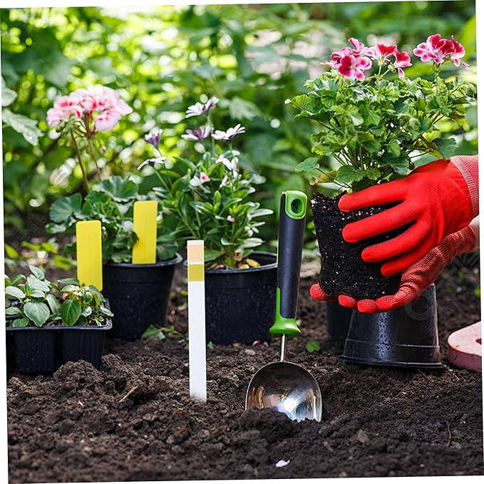 Soil Test Kit, 100PCS 4.5-9 Range Soil Testing Kit, Easy to Use Tester Paper, Water and Test for Lawns Garden Yard Home Testing