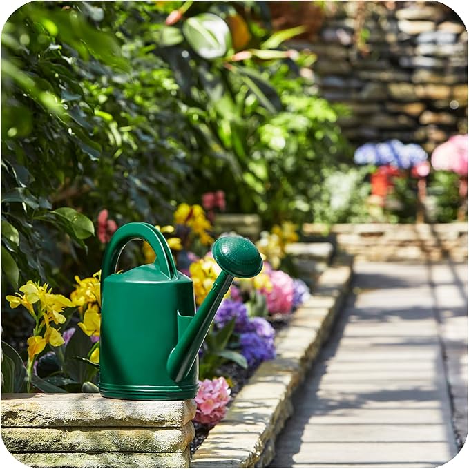 Consolidated Plastics Durable Swiss Watering Can with UV Protection, Ergonomic Handle for Indoor/Outdoor Gardening, Made in Switzerland (7 Liter, Green)