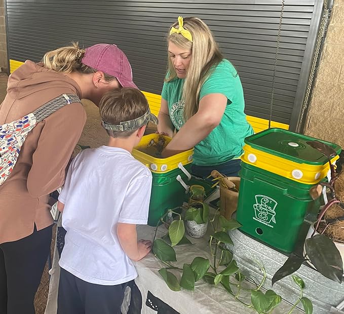 Worm Bucket Indoor Composting Starter Kit – Compact Worm Farm for Classrooms, Homeschool, and Apartments – STEM Project - Make Organic Worm Castings & Worm Tea