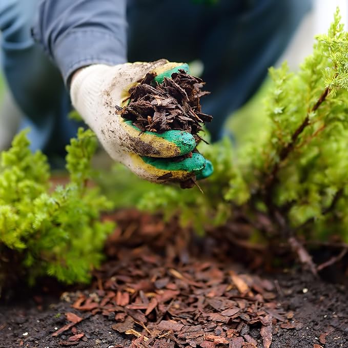 Premium Brown Wood Mulch for Landscaping, Gardens, Lawns, Potting Media, and Potted Plants (1.3 CF - 37 L - 39 QTS)