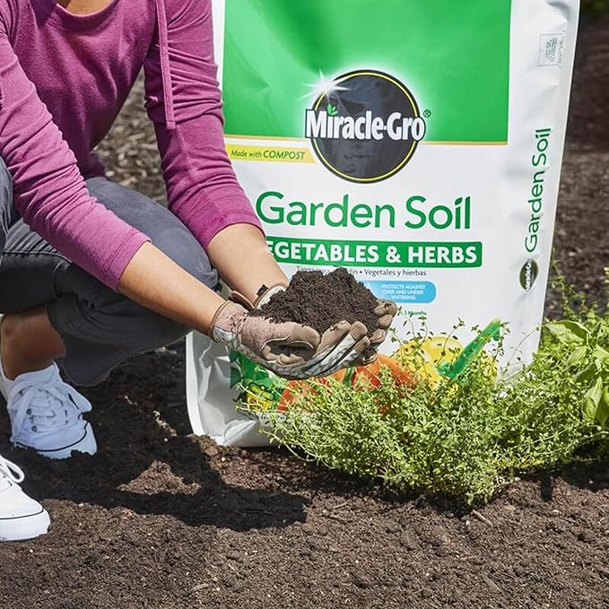Miracle-Gro 2 Pack Garden Soil with Moisture Control to Prevent Over Watering, In-Ground Vegetable and Herb Gardening, Feeds up to 3 Months, 1.5 Cu Ft