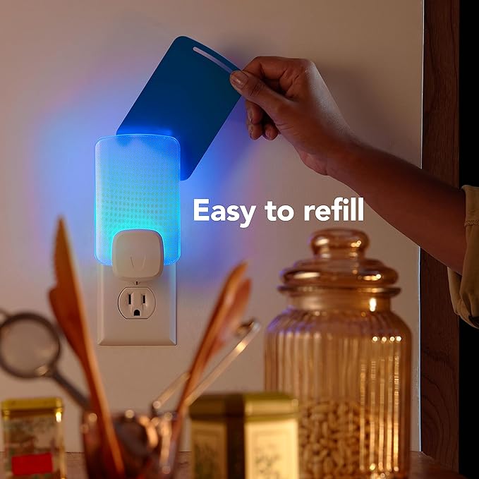 Raid Essentials Flying Insect Light Trap Refills, 2 Light Trap Refill Cartridges, Featuring Light Powered Attraction (Pack of 2)