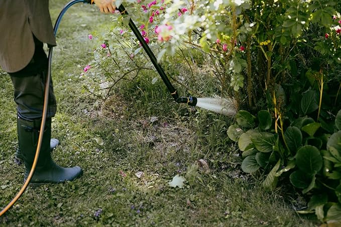 Fiskars Garden Hose M-L, Solid, Water Hose for Manual Watering, 13 mm (1/2 Inch), Length: 25 m, Universal Connection, UV-Protected, Frost-Protected, Torsion-Resistant, Blue, 1076060