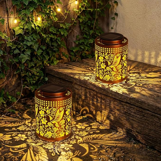 Solar Lanterns Outdoor Waterproof Hummingbird Garden Decor Gifts for Women Mom Grandma Hanging Solar Lights Metal Solar Decoration Outside for Yard, Patio, Backyard, Porch(Hummingbird)