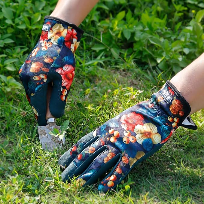 Gardening Gloves for Women, Flexible Breathable Garden Gloves, Leather Working Gloves for Weeding, Digging and Pruning (Flowers and Berries, Small)