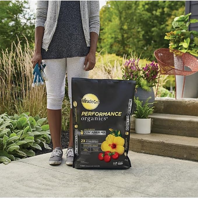 Miracle-Gro 10 Pack Performance Organics All Purpose Container Mix with Natural and Organic Ingredients, Feeds Container Grown Vegetables, Flowers and Herbs for up to 3 Months, 1 cu. ft.