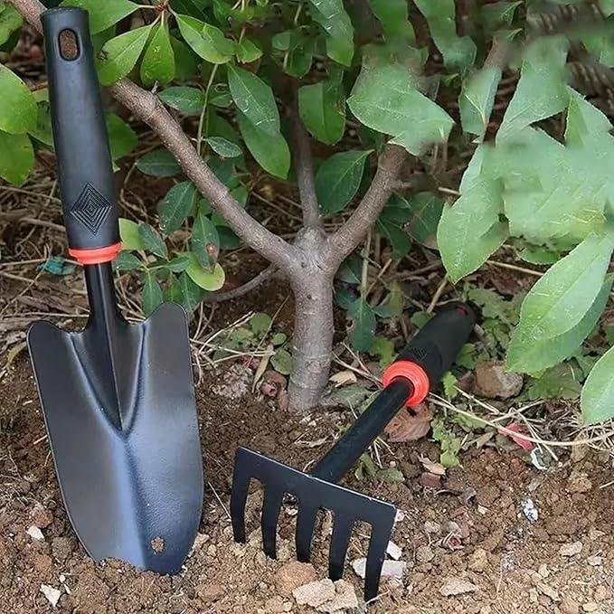 Durable Garden Hand Tools Set (3 Pieces), Non-Slip Soft Grip Design with Trowel, Transplanter & Hand Cultivator, Ideal for Digging, Replanting, Aerating Soil in Home Gardening Tasks